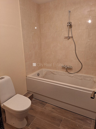 Новостройка, фасадный дом, закрытый двор, возможность аренды парковки, вход с Рига - изображение 14