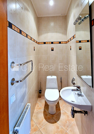 Zeme īpašumā, jaunceltne, keramzīta bloku sienas, labiekārtots apzaļumots pagalms, slēgts Jūrmala - foto 16