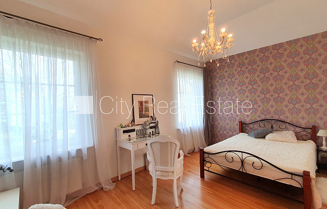 Частный дом, благоустроенная озеленённая территория, подъездная дорога покрыта Юрмала - изображение 19