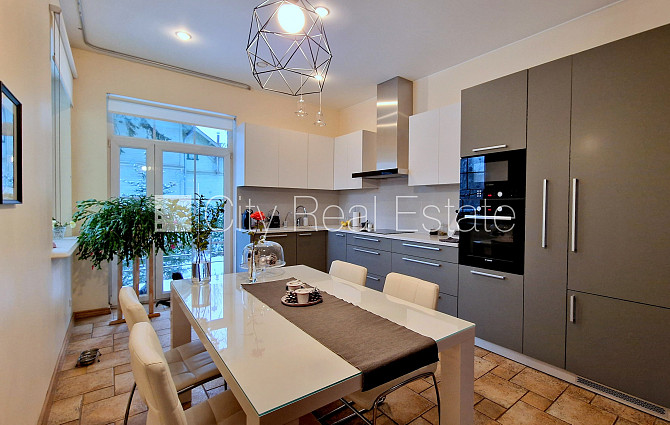 Частный дом, благоустроенная озеленённая территория, подъездная дорога покрыта Юрмала - изображение 8