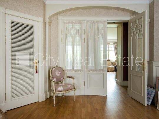 Земля в собственности, фасадный дом, реновированный дом, кирпичные стены, фасад с Рига - изображение 19