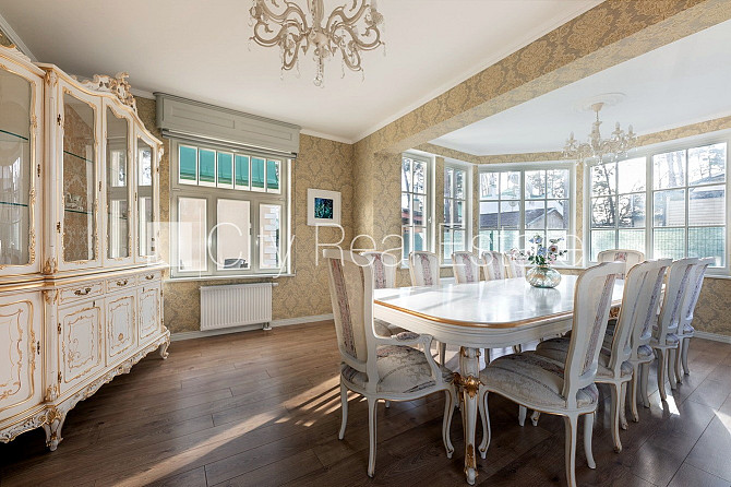 Частный дом, благоустроенный озеленённый двор, территория обнесена забором, Юрмала - изображение 13