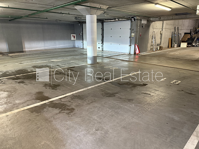 Проект - Jūras Pils (Юрас Пилс), гаражные ворота оснащены автоматической подъёмной Юрмала - изображение 7