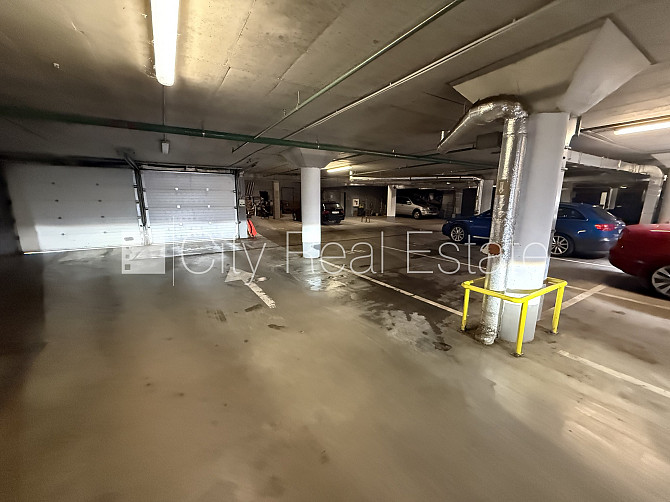 Проект - Jūras Pils (Юрас Пилс), гаражные ворота оснащены автоматической подъёмной Юрмала - изображение 8