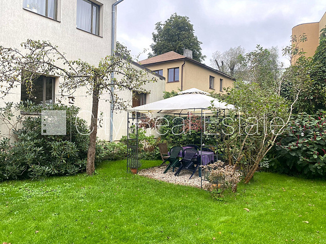 Частный дом, стены из керамзитных блоков, фасад с декоративной штукатуркой, на Рига - изображение 9