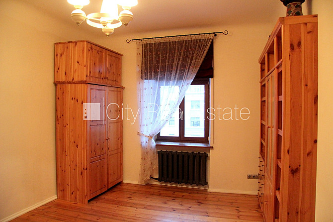 Pagalma ēka, slēgts pagalms, logi vērsti mājas abās pusēs, plašs skats no loga, guļamistabu Rīga - foto 18