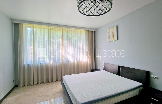 Земля в собственности, частный дом, новостройка, благоустроенная озеленённая Юрмала - изображение 9