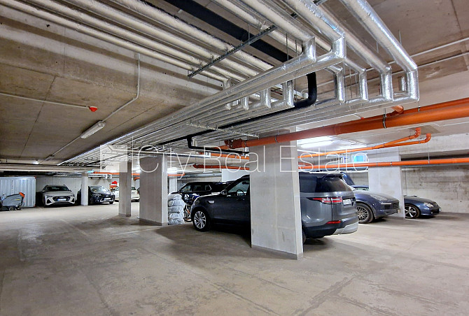 Новостройка, благоустроенный озеленённый двор, въездные ворота оснащены Юрмала - изображение 20