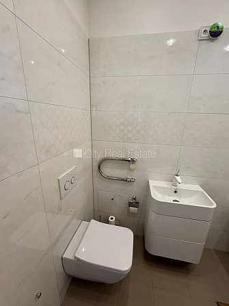 Фасадный дом, реновированный дом, лифт, лестничная клетка после капитального Рига - изображение 17