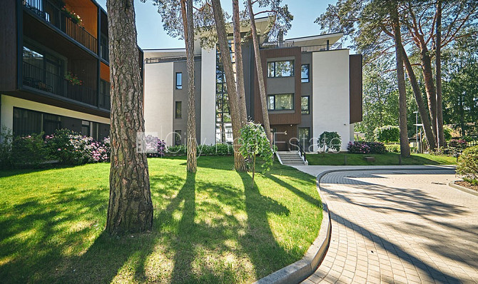 Новостройка, благоустроенная озеленённая территория, закрытый двор, подземная Юрмала - изображение 16