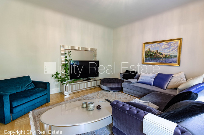 Фасадный дом, реновированный дом, вход с улицы и со двора, количество спален 3 шт., Рига - изображение 5