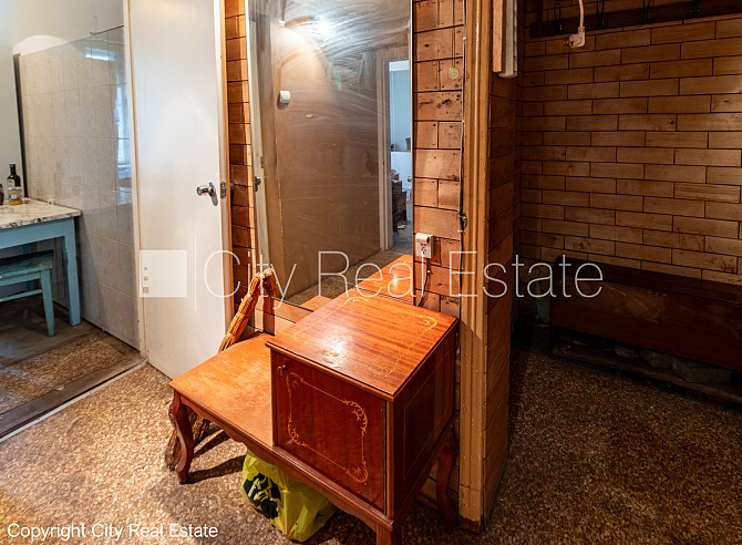 Здание во дворе, закрытая территория, территория обнесена железным забором, Рига - изображение 18