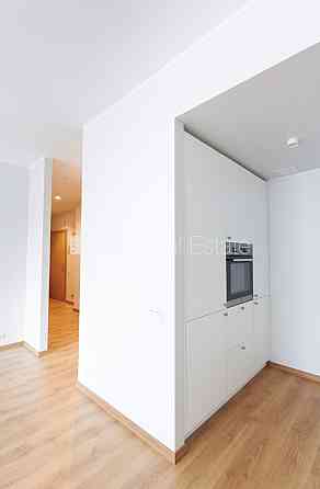 Новостройка, благоустроенный озеленённый двор, закрытый двор, возможность Rīga