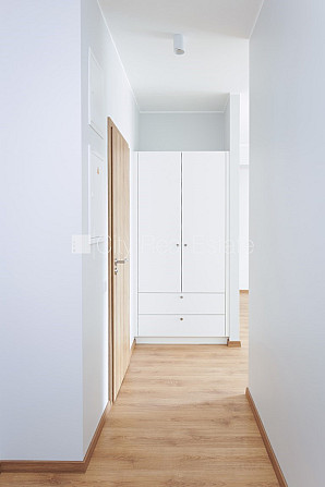 Jaunceltne, labiekārtots apzaļumots pagalms, slēgts pagalms, iespēja nomāt pazemes Rīga - foto 5