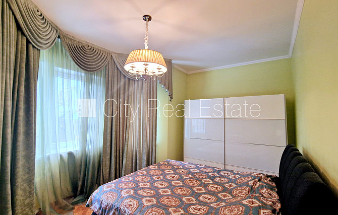 Privātmāja, jaunceltne, labiekārtots apzaļumots pagalms, iežogota teritorija, garāža vienai Jūrmala - foto 17