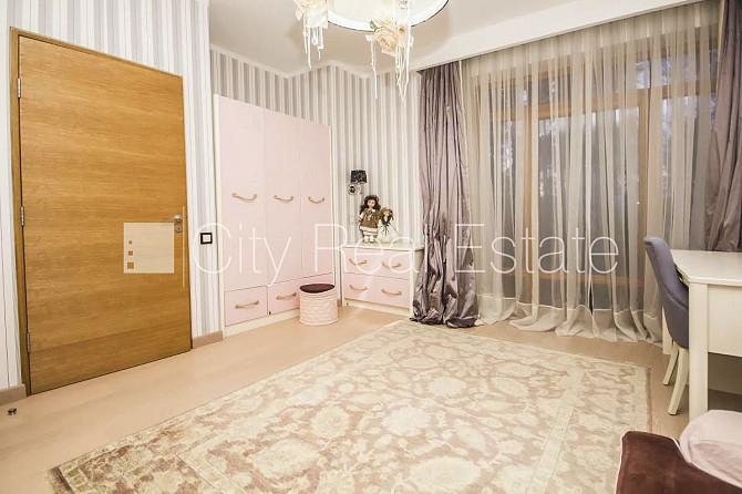 Частный дом, благоустроенный озеленённый двор, закрытый двор, балкон, терасса, Юрмала - изображение 10