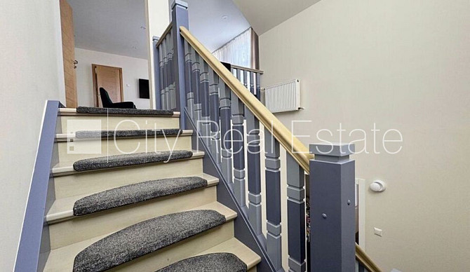 Privātmāja, renovēta māja, labiekārtota apzaļumota teritorija, automātiska zālāja Jūrmala - foto 16