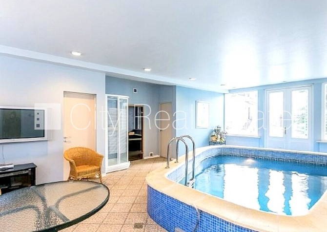 Privātmāja, renovēta māja, labiekārtota apzaļumota teritorija, automātiska zālāja Jūrmala - foto 14