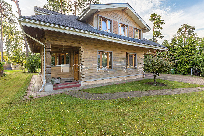 Дом во дворе, закрытый двор, вход с улицы, лестничная клетка после косметического Рига - изображение 11