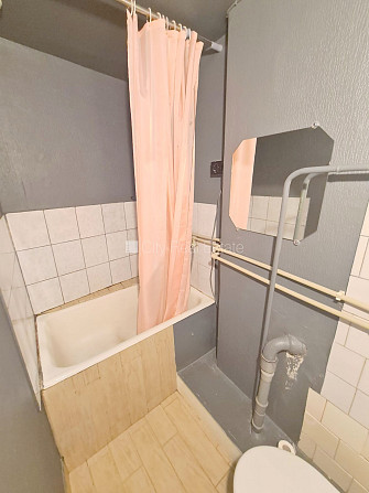 Fasādes māja, renovēta māja, slēgts pagalms, ieeja no ielas, kāpņu telpa pēc kosmētiskā Rīga - foto 14