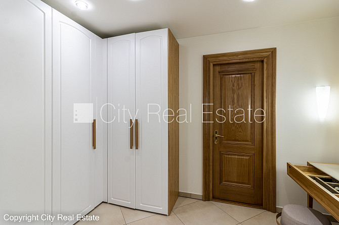 Дом во дворе, реновированный дом, количество квартир в здании 11 шт., закрытый двор, Рига - изображение 10