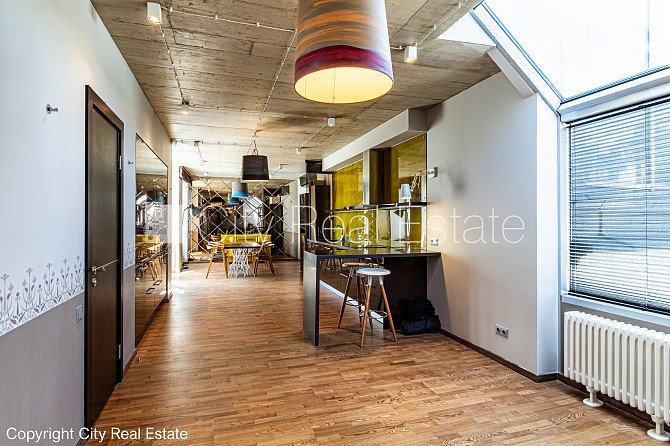 Фасадный дом, реновированный дом, поменянное покрытие крыши, благоустроенная Рига - изображение 5