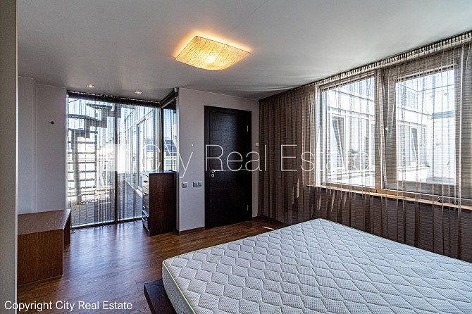 Fasādes māja, renovēta māja, mainīts Jumta segums, fasāde ar dekoratīvo apmetumu, Rīga - foto 14