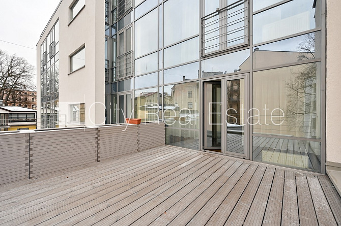 Projekts - Kalpaka Residence, ieeja no pagalma, balkons, terase, istabas izolētas 2 gab., istabas Rīga - foto 4