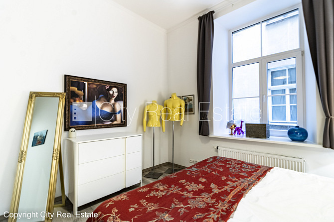 Здание во дворе, реновированный дом, закрытый двор, вход со двора, бельэтаж, Рига - изображение 15