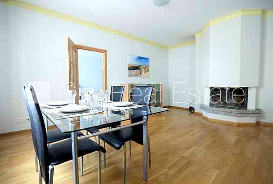 Земля в собственности, фасадный дом, реновированный дом, подъездная дорога Рига