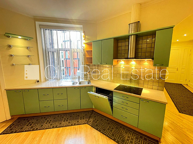 Здание во дворе, закрытый двор, вход со двора, окна выходят во двор, количество Рига - изображение 11