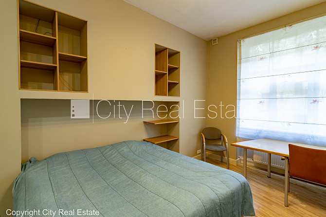 Фасадный дом, реновированный дом, вход с улицы, лестничная клетка после Рига - изображение 11