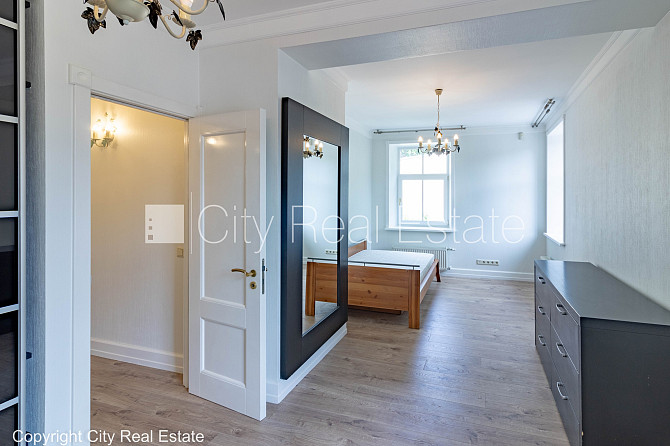 Частный дом, реновированный дом, место для машины, стоянка территории покрыта Рига - изображение 18