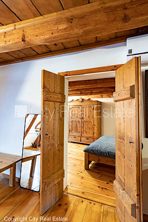 Fasādes māja, restaurēta māja, apsargāta teritorija, ieeja no ielas, ir lifts, kāpņu telpa Rīga - foto 12