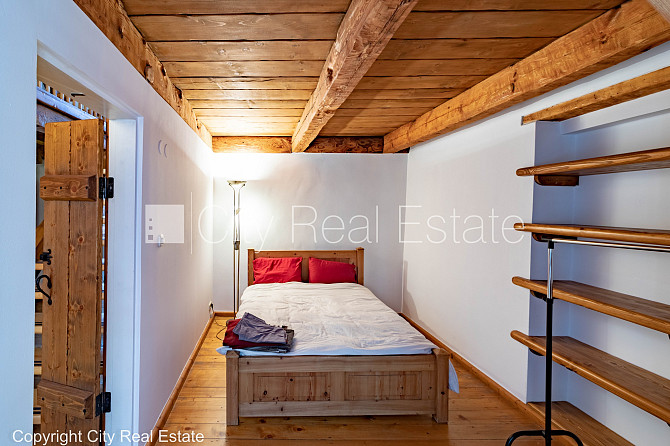 Fasādes māja, restaurēta māja, apsargāta teritorija, ieeja no ielas, ir lifts, kāpņu telpa Rīga - foto 9