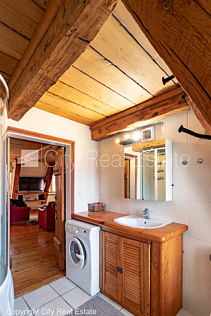 Fasādes māja, restaurēta māja, apsargāta teritorija, ieeja no ielas, ir lifts, kāpņu telpa Rīga - foto 16