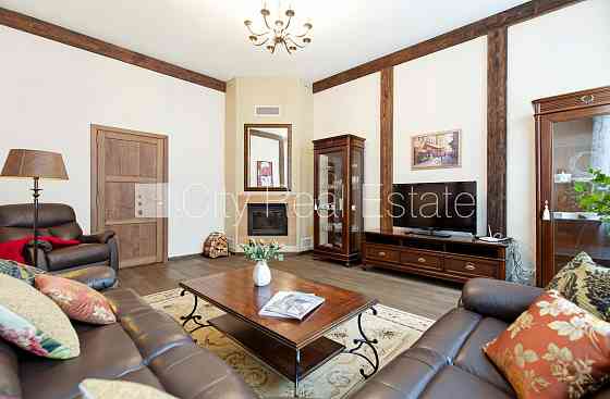 Количество спален 2 шт., центральное отопление, паркетный пол, совмещённый Рига