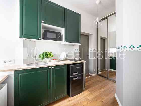 Реновированный дом, студио, кухня объединена с комнатой, центральное отопление, Рига