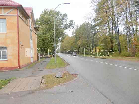 Новостройка, благоустроенная озеленённая территория, закрытая территория, Юрмала