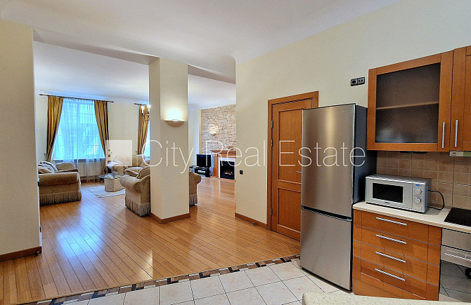 Fasādes māja, renovēta māja, viena kvadrātmetra apsaimniekošanas maksa mēnesī  0,39 EUR, Rīga - foto 11