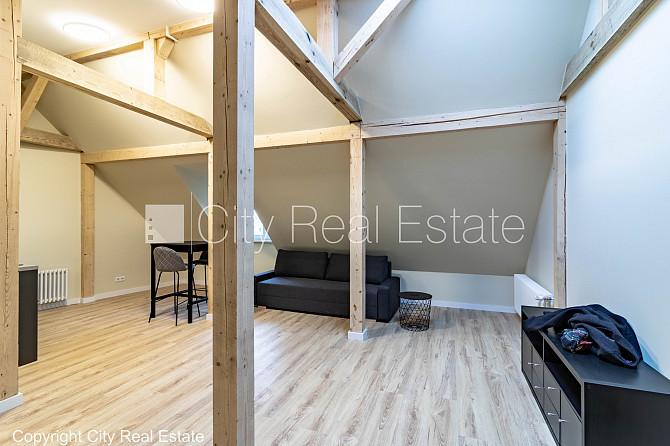 Фасадный дом, реновированный дом, благоустроенная озеленённая территория, лифт, Рига - изображение 12