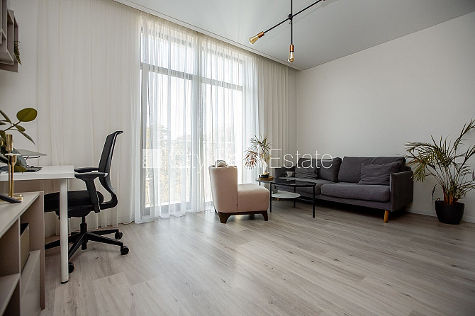 Новостройка, фасадный дом, закрытый двор, место для машины, вход со двора, Рига - изображение 3