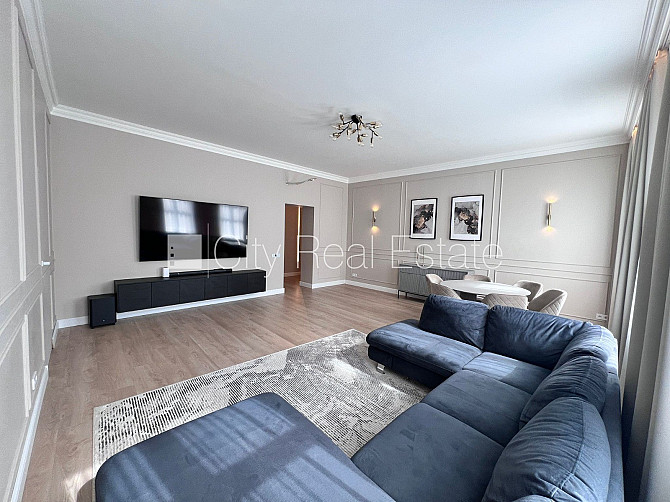 Фасадный дом, реновированный дом, возможность аренды парковки, лестничная клетка Рига - изображение 12