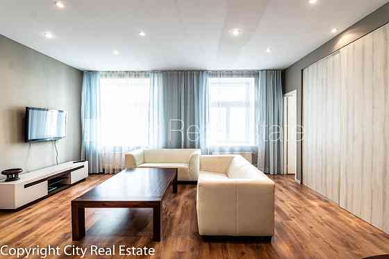 Фасадный дом, реновированный дом, закрытый двор, возможность аренды парковки, Rīga