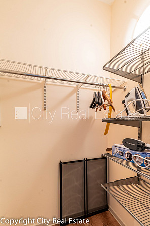 Фасадный дом, реновированный дом, закрытый двор, возможность аренды парковки, Рига - изображение 17