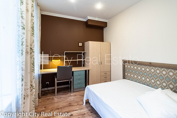 Фасадный дом, реновированный дом, закрытый двор, возможность аренды парковки, Рига - изображение 10