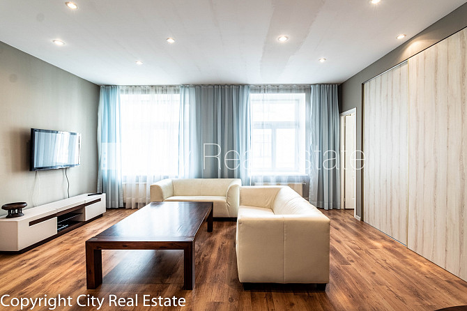 Фасадный дом, реновированный дом, закрытый двор, возможность аренды парковки, Рига - изображение 5