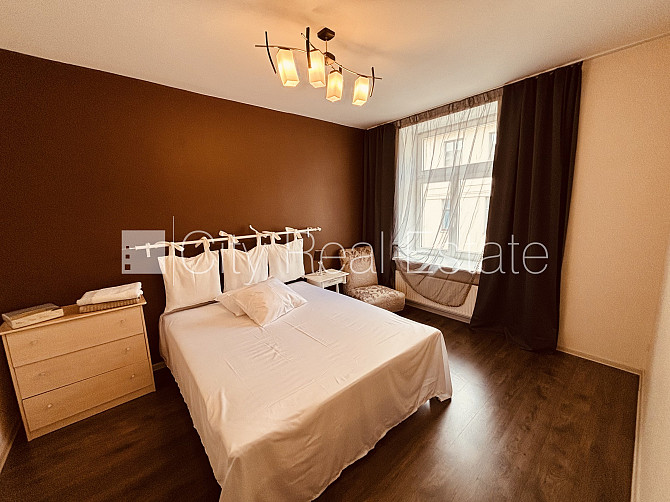 Fasādes māja, renovēta māja, teritorijas iebrauktuves vārti aprīkoti ar automatizētu Rīga - foto 4