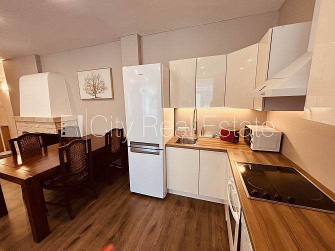 Fasādes māja, renovēta māja, teritorijas iebrauktuves vārti aprīkoti ar automatizētu Rīga - foto 2