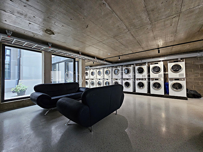 Фасадный дом, реновированный дом, закрытый двор, вход с улицы и со двора, лифт, Рига - изображение 9